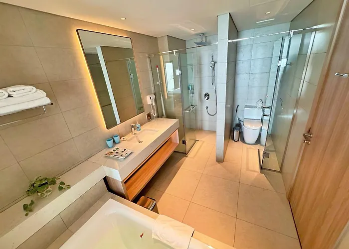 A La Carte - High Floor Apartment *
