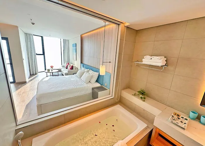 A La Carte - High Floor *